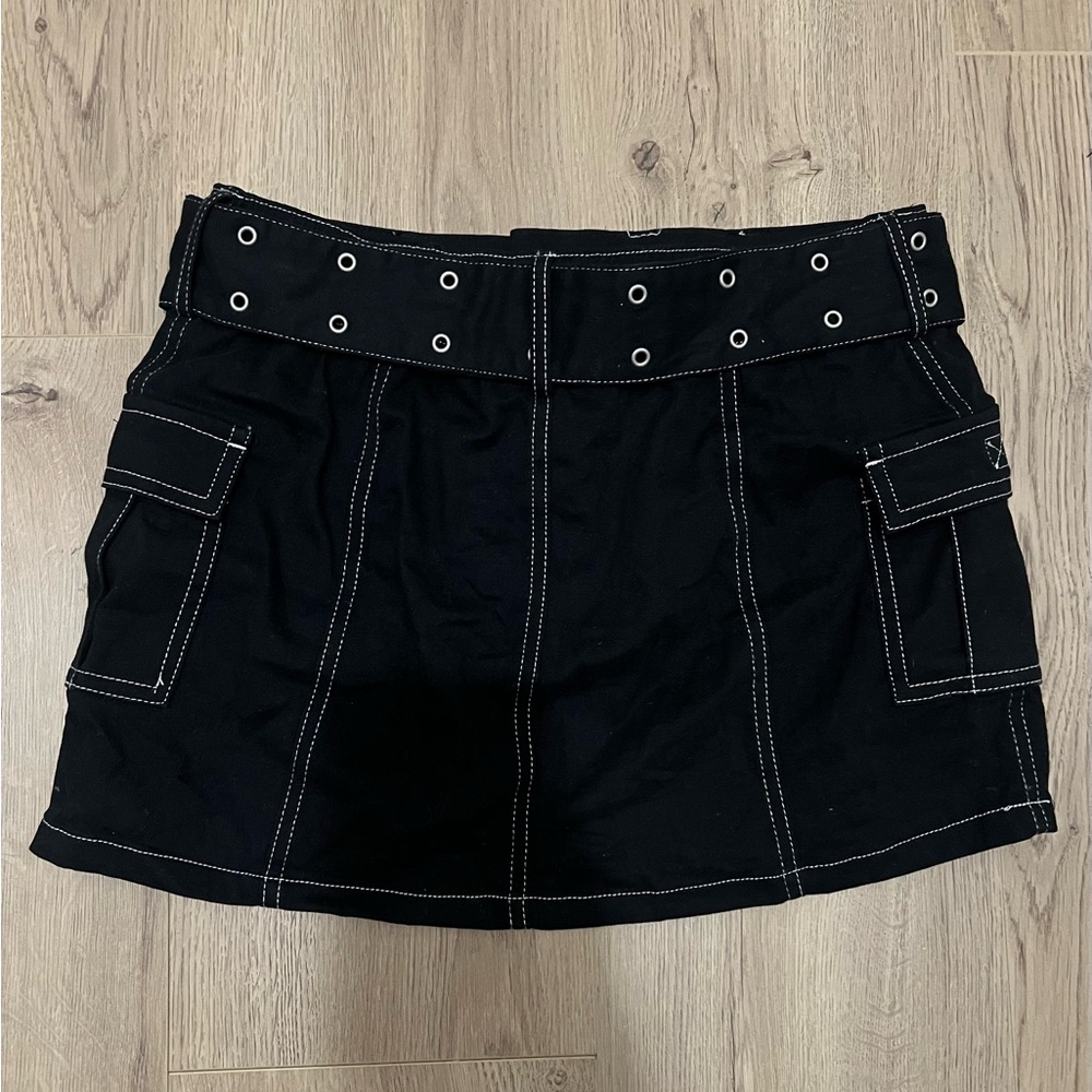 Justify Black Mini Skirt with Belt - Picture 5 of 6